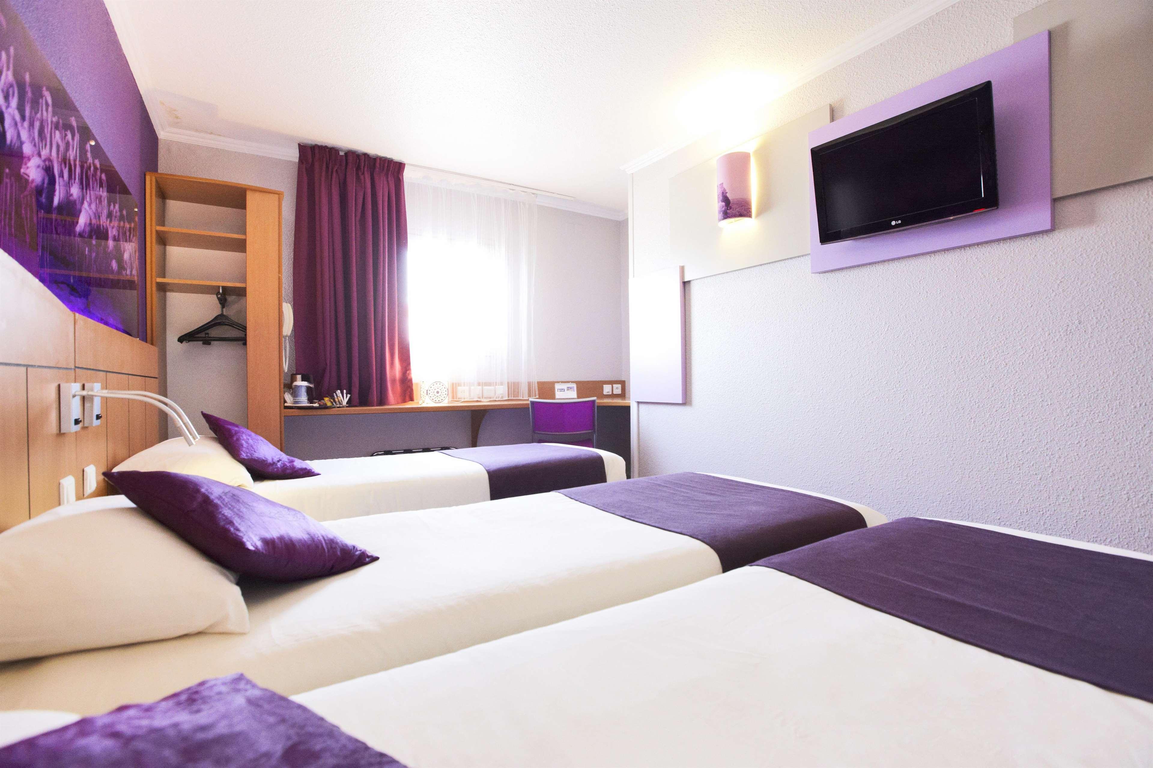 Hotel Kyriad Direct