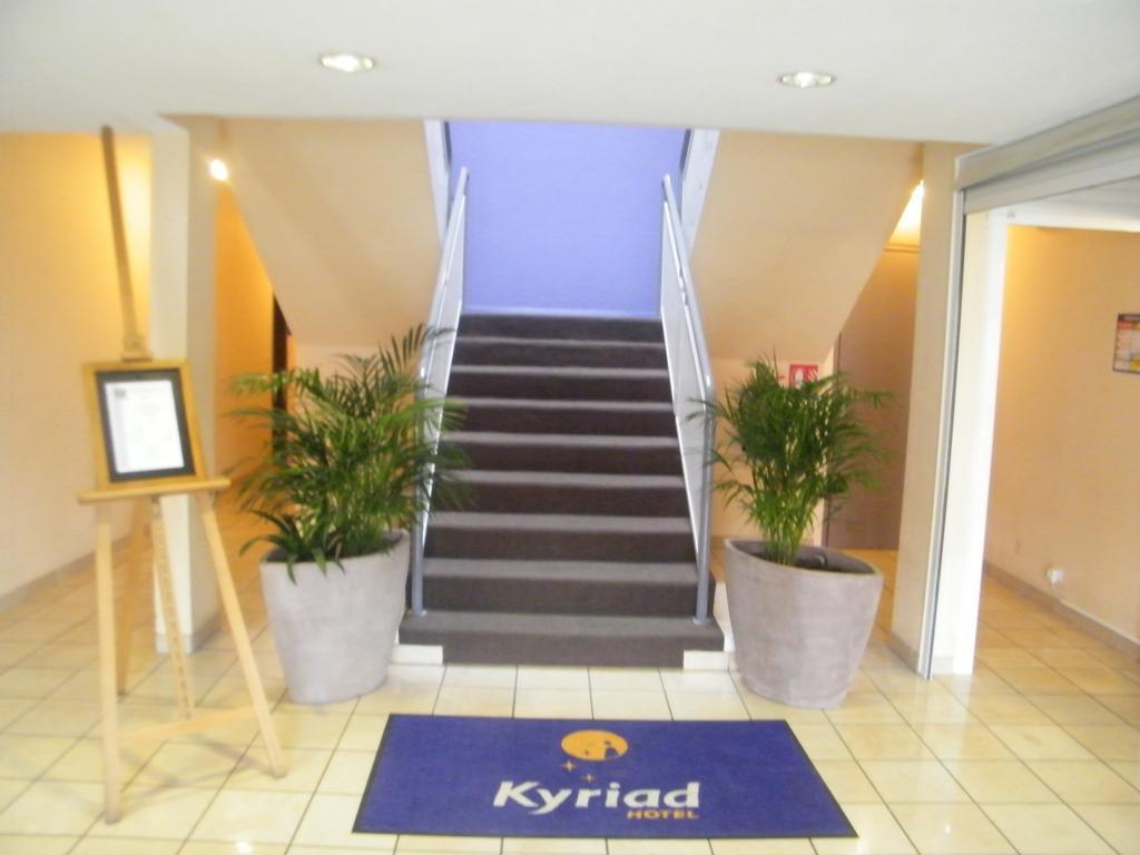 Kyriad Direct 2*
